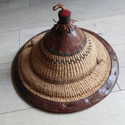 Chapeau africain ancien artisanal