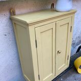 Mini medicine cabinet