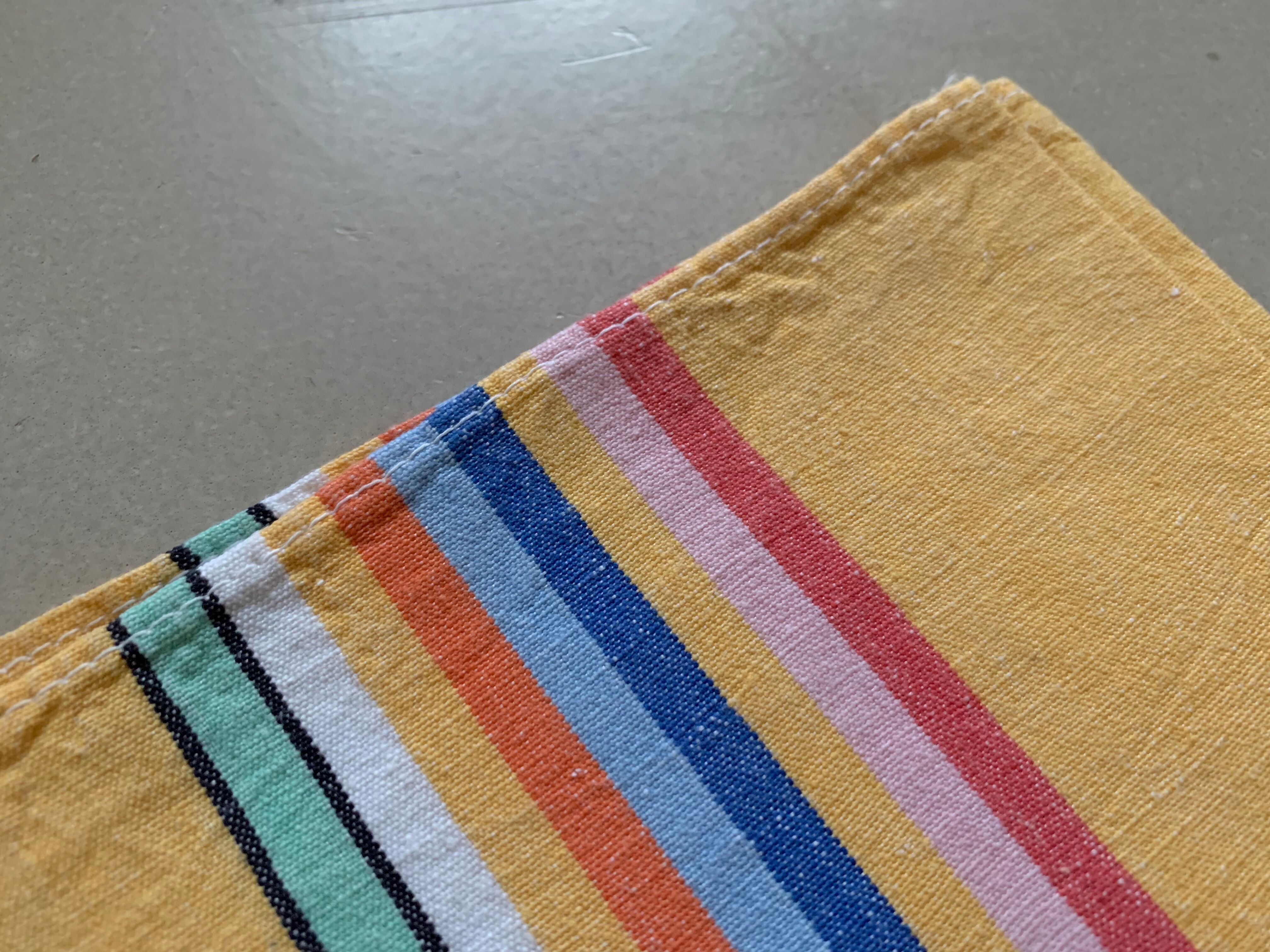 Set of 6 vintage napkins