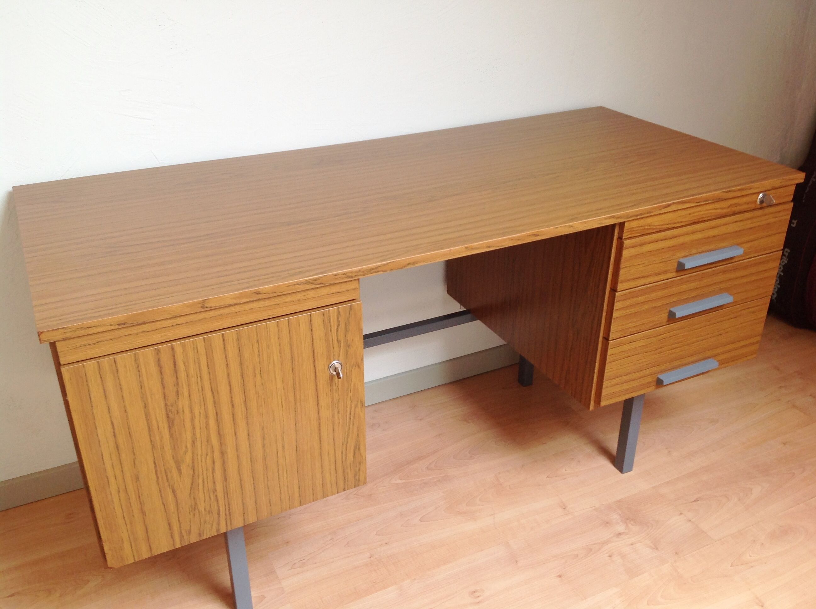 Bureau vintage années 60-70