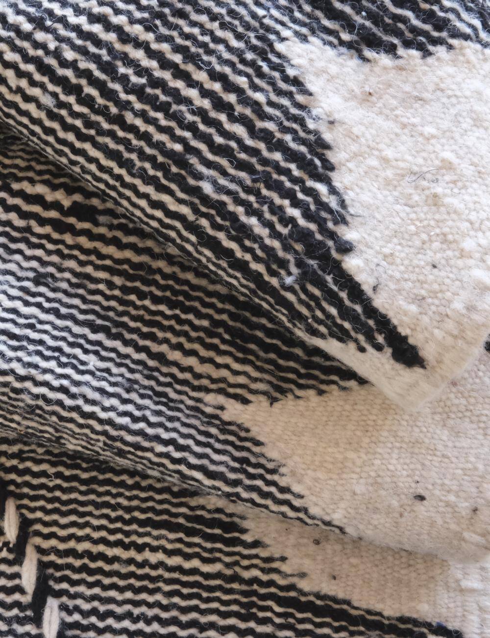 Kilim Zanafi rug - 267 x 152 cm