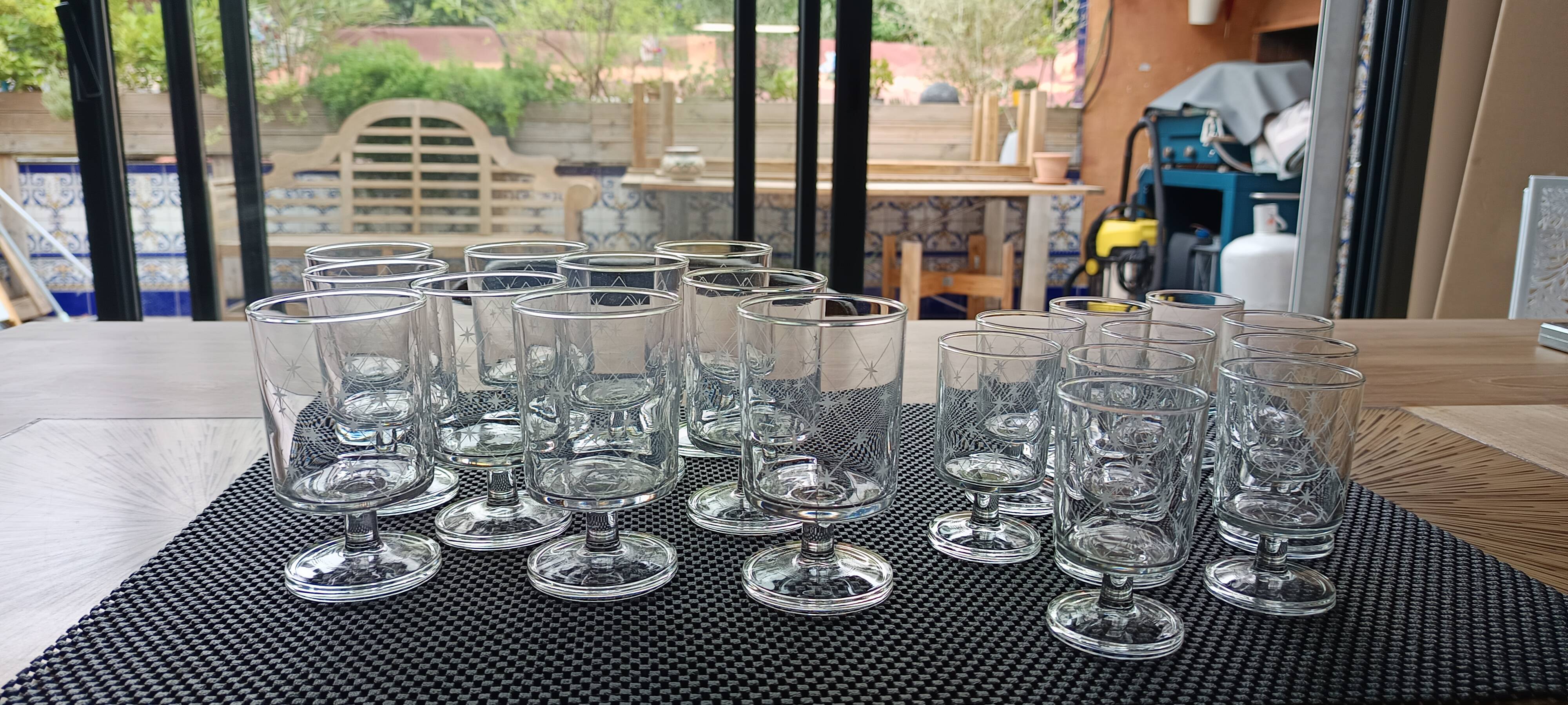 Luminarc Wine Glasses Limited Edition 70s