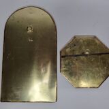 Set of two Moroccan brass mirrors in the shape of arches and octagonal