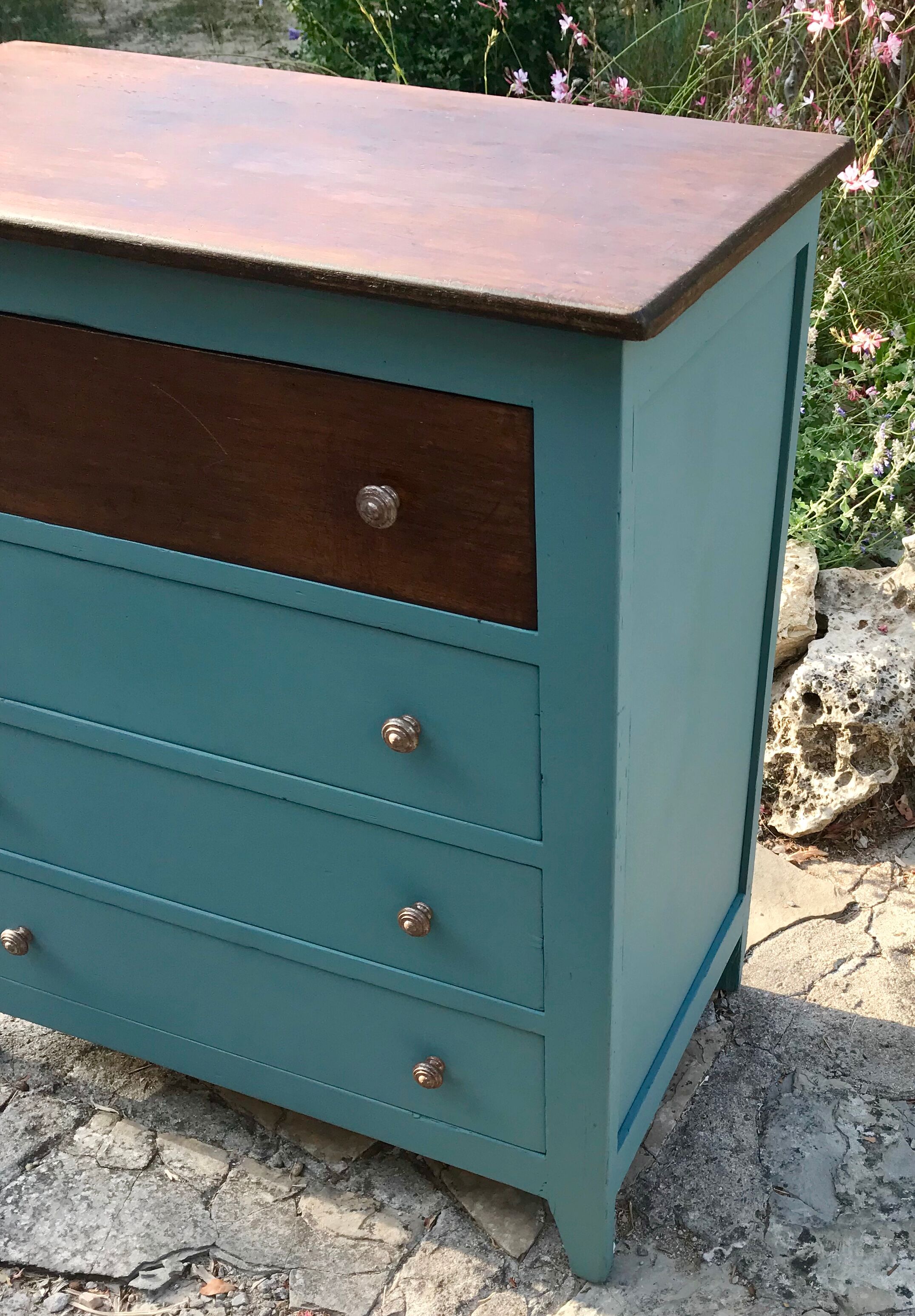 Renovated vintage commodity