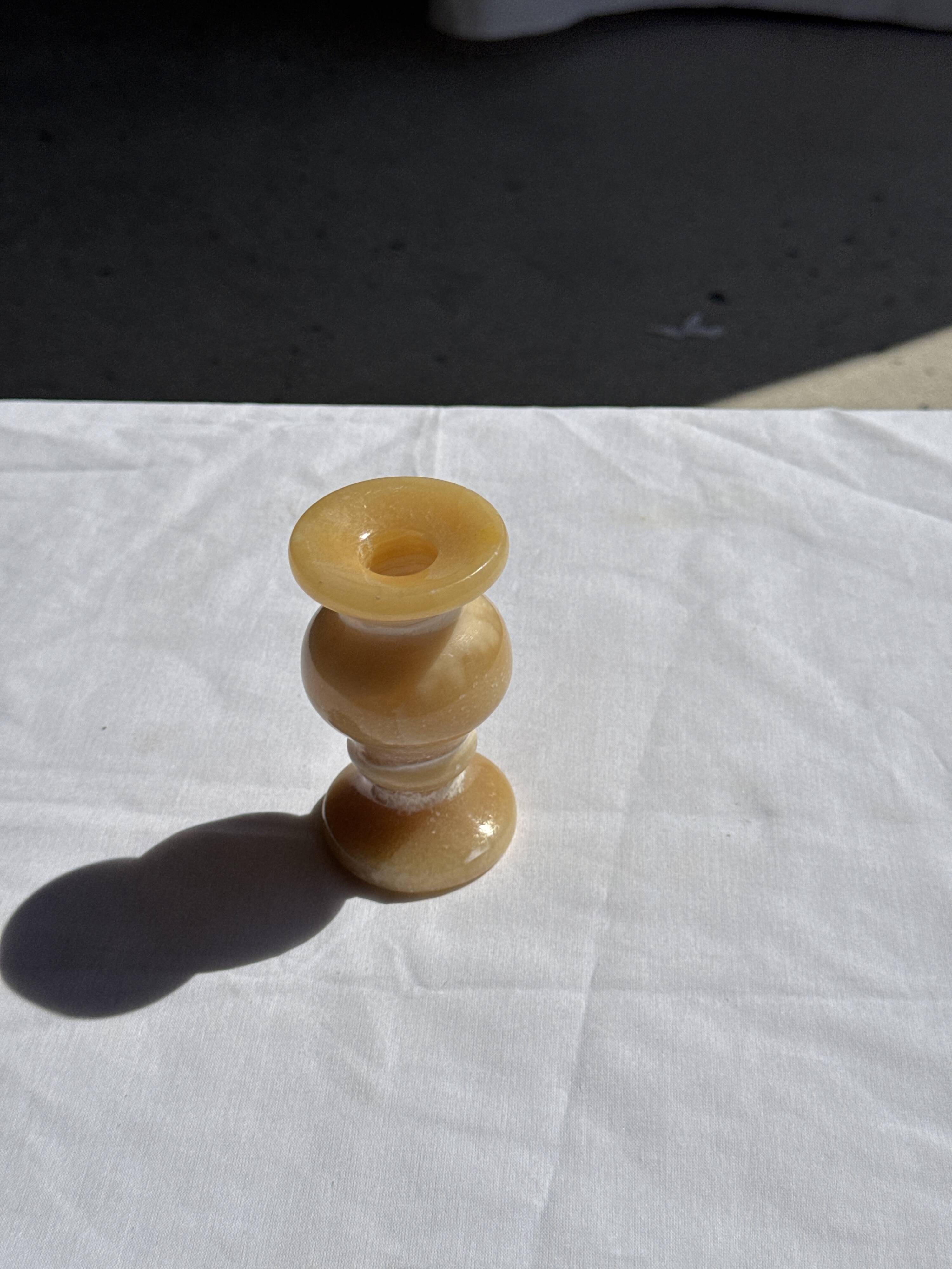 Small vintage candle holder in yellow onyx, H10 D5.5.
