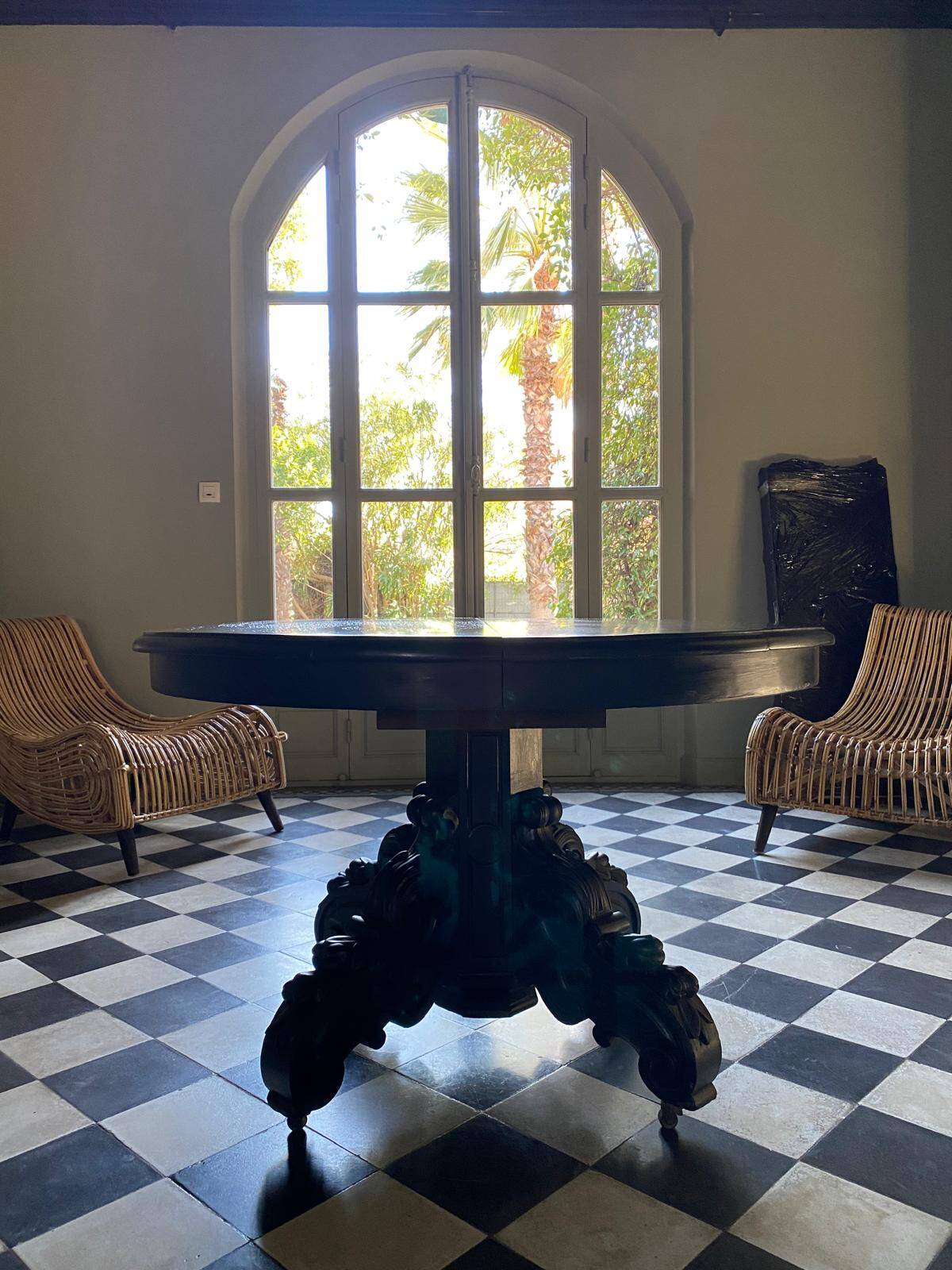 Extensible Napoleon III table