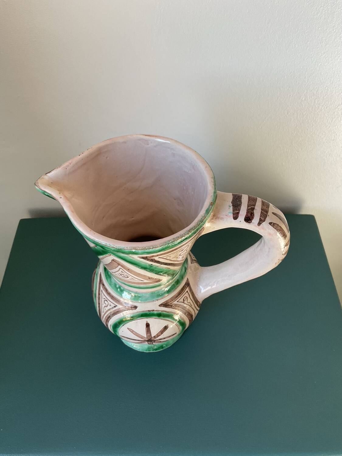 Ceramic pitcher Ortiz
