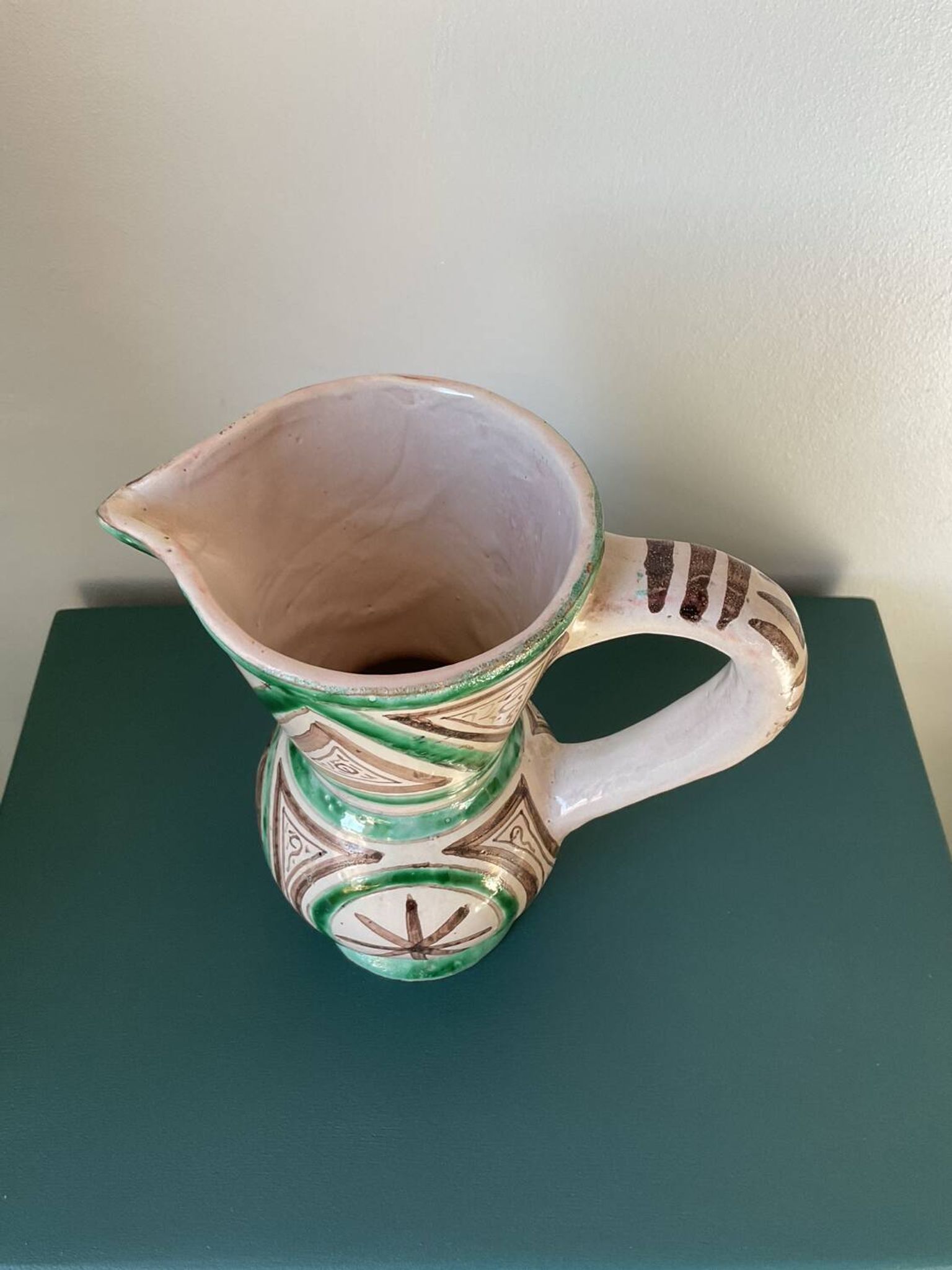 Ceramic pitcher Ortiz