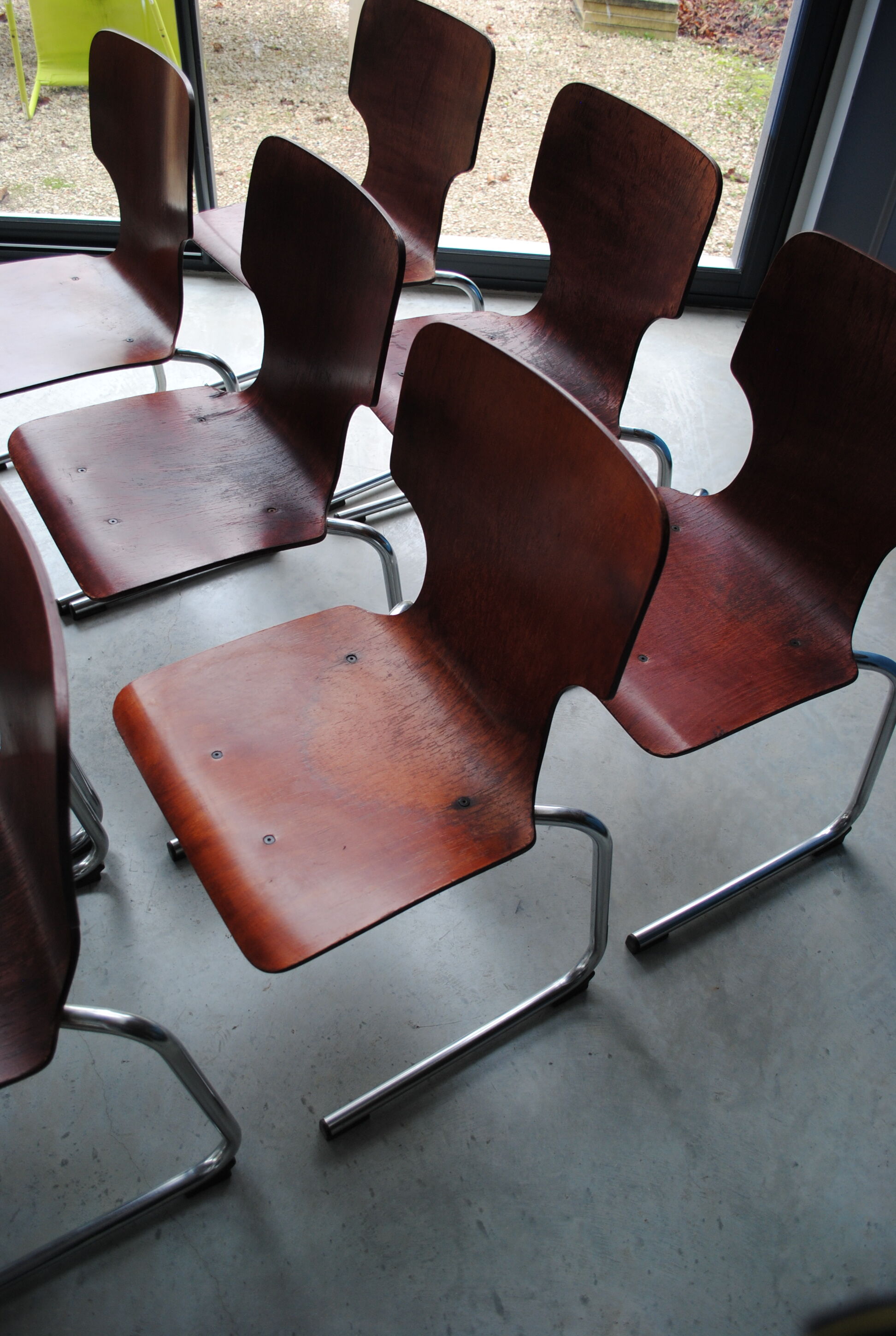 Lot de 9 chaises style Pagolz