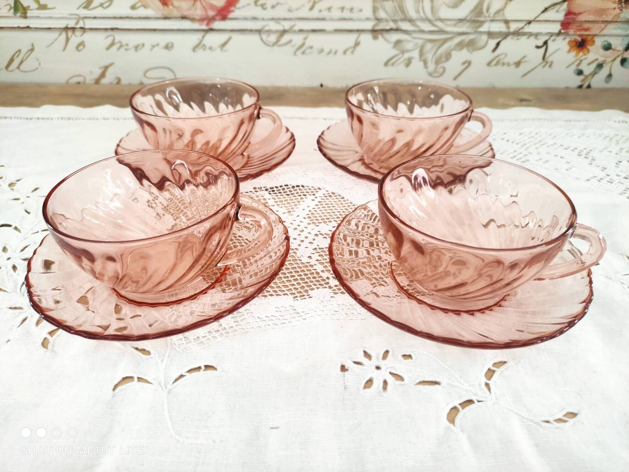 Set of 4 vintage tea cups or long coffee in rosaline Arcoroc France