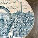 Plat "Exposition universelle" en faïence bleue n°1