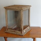 18th century showcase has three mobile windows