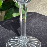 6 anciens verres à vin en cristal taillé