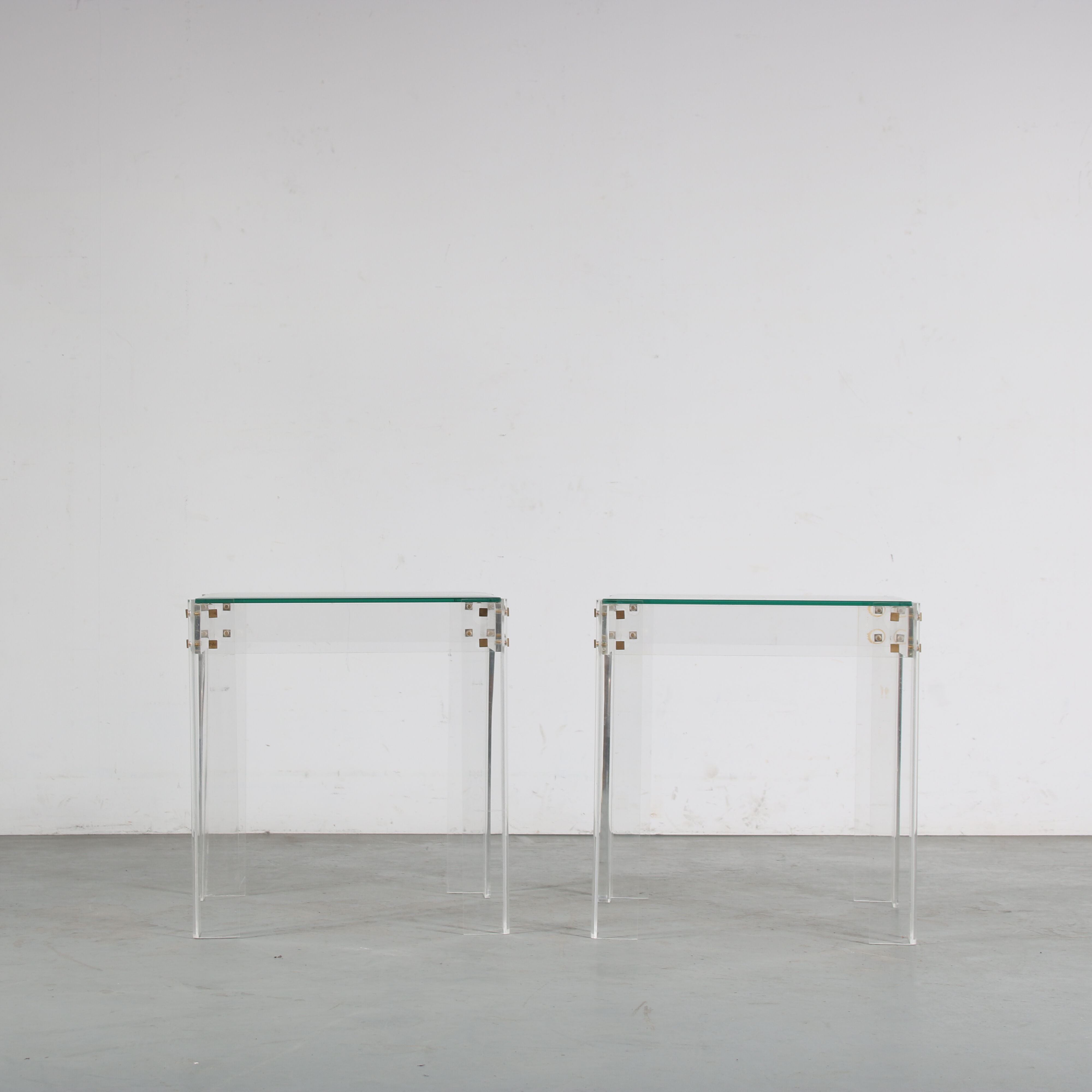 1970s Pair of lucite side tables by iTRE, Italy