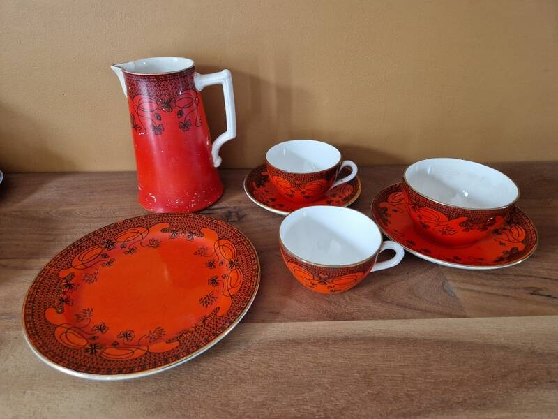 Digoin and Sarreguemines - Faience cup service in Art Nouveau style
