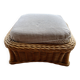 Carré pouf ou repose pied en rotin