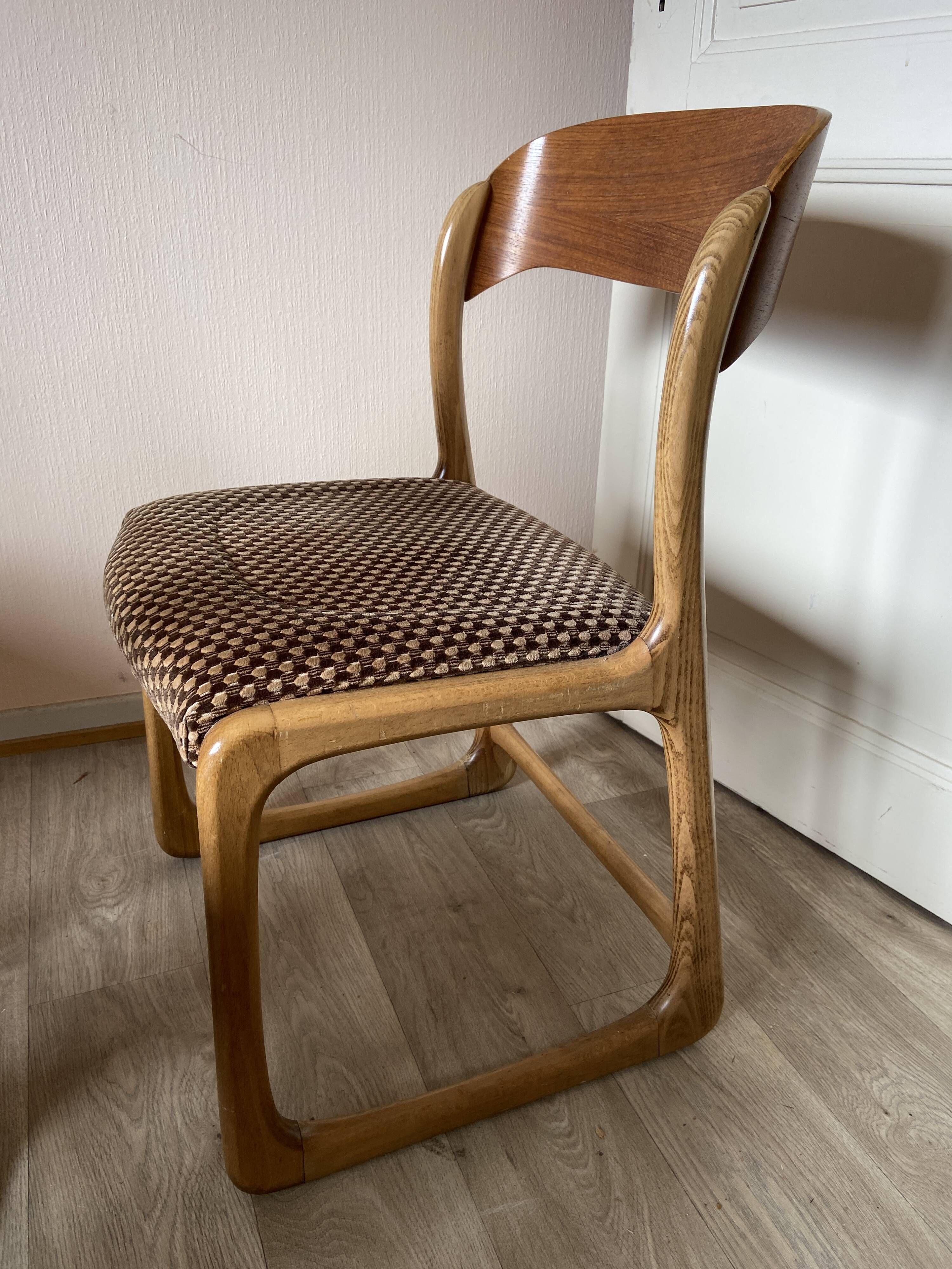 Set of 6 baumann chairs model sled sled circa 1960