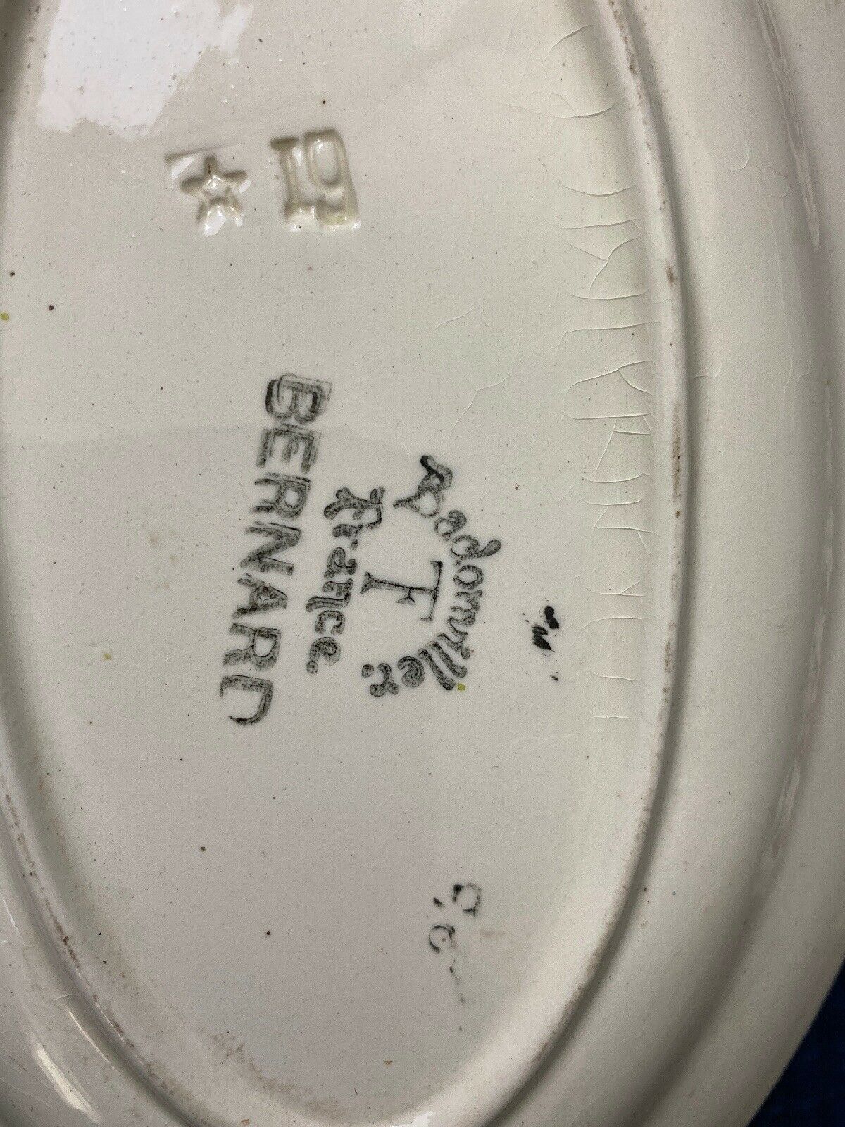 Lot 2 flat ceramic cup plate by Badonviller model Bernard