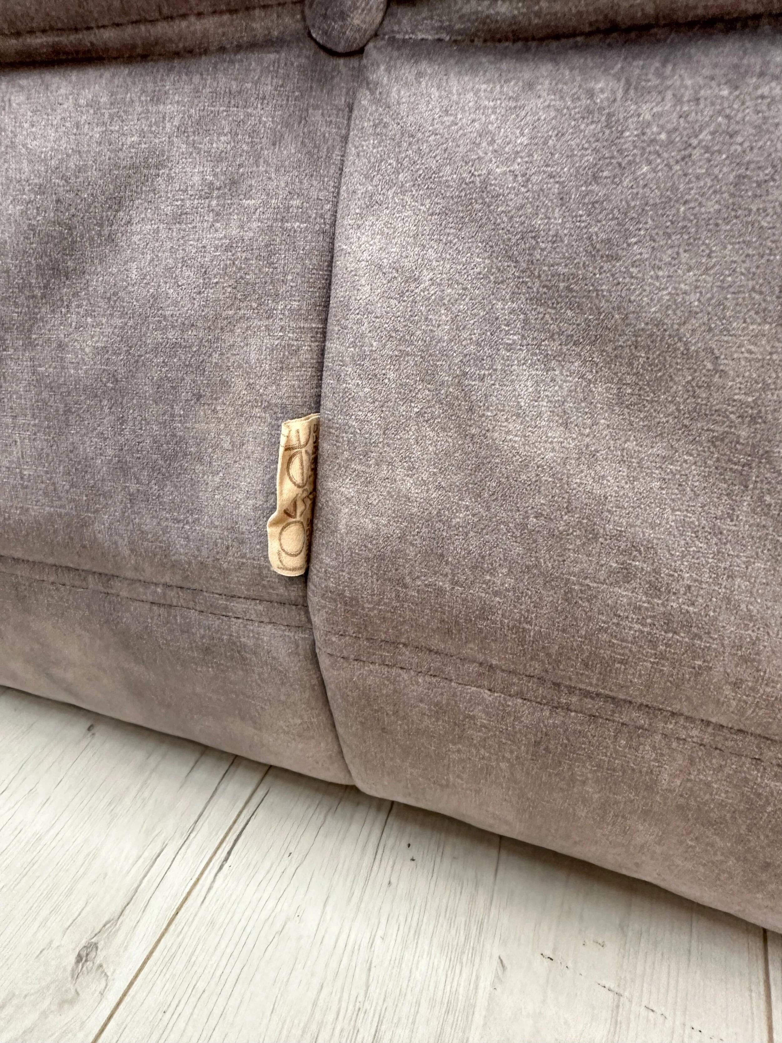 Vintage Original Grey Velvet Togo 2-Seater by Michel Ducaroy - Ligne Roset