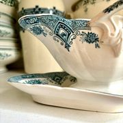 Saucière en terre de fer bleue et blanche