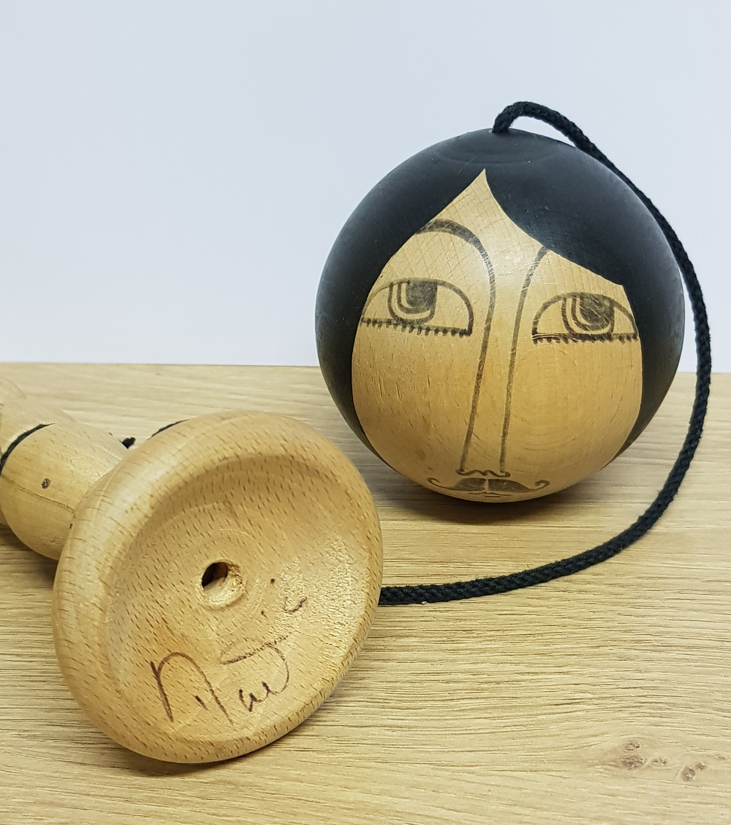 Bilboquet en bois