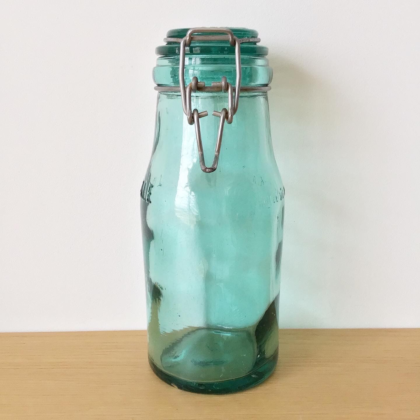 2 vintage jars ideal