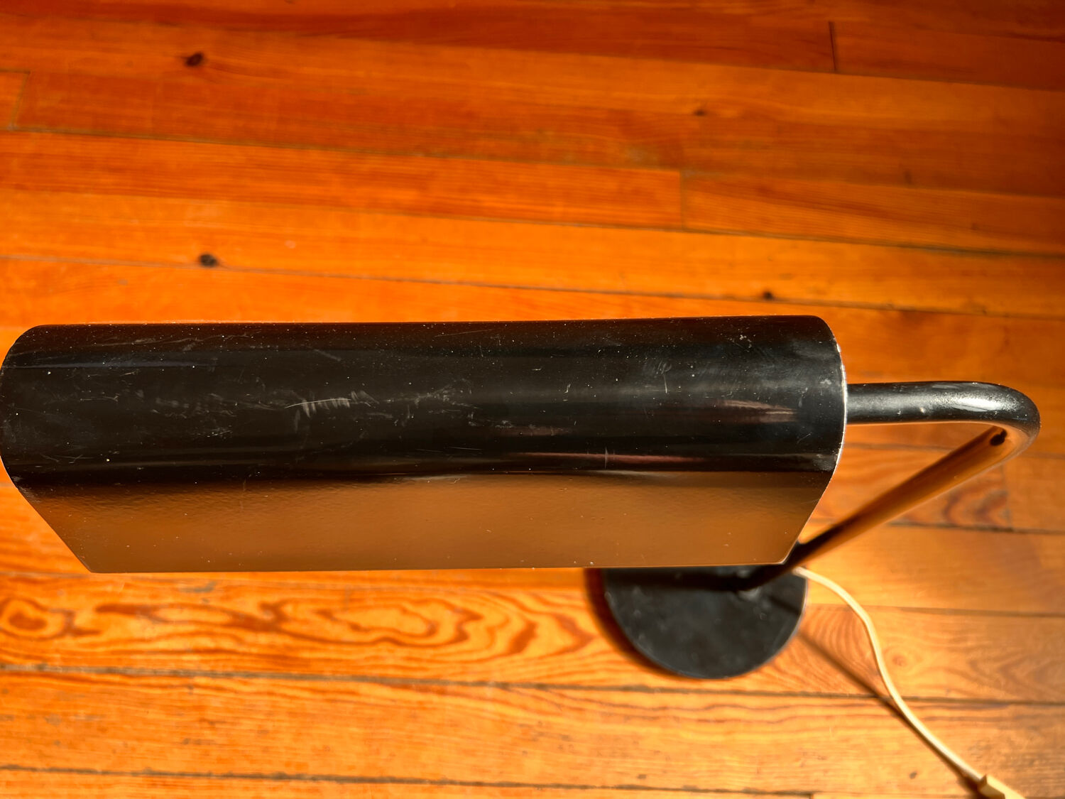 Amilux desk lamp