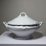 White fine porcelain soup tureen/vegetable dish from Limoges attributed to Barnardaud, vintage.