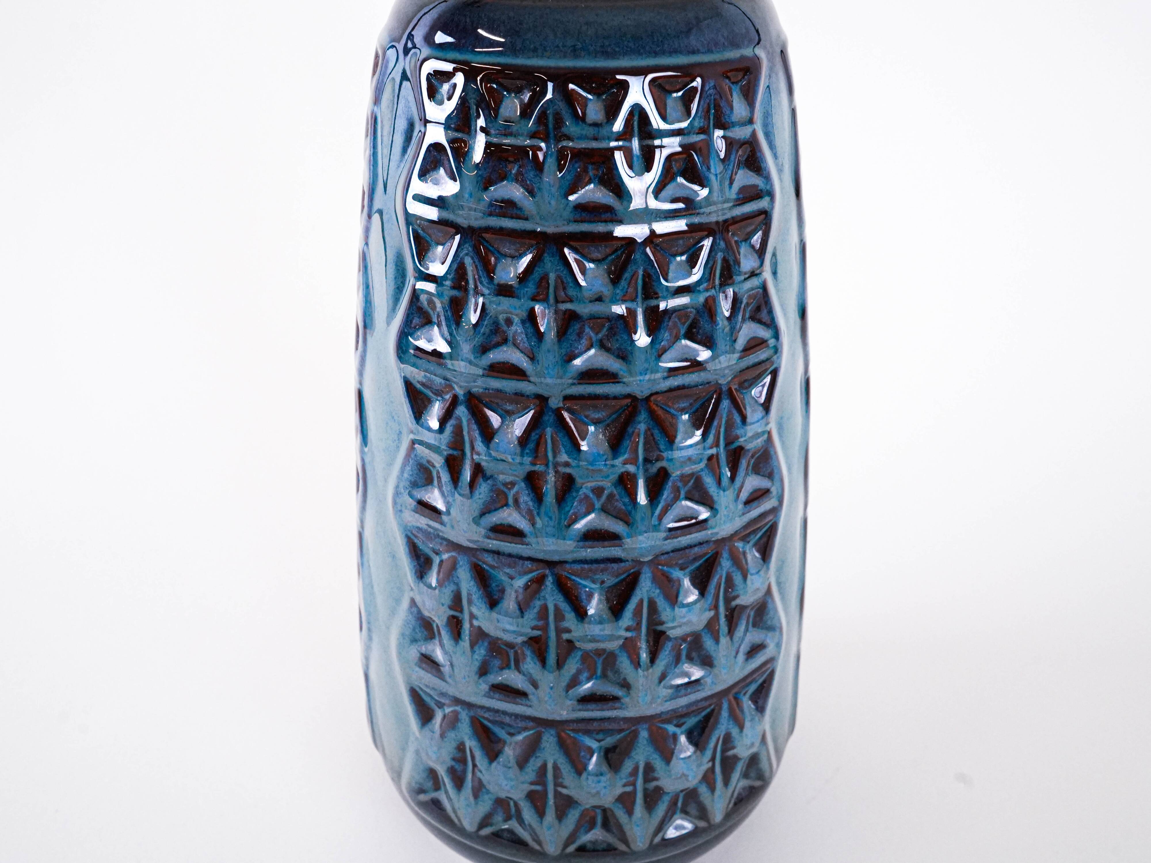 Ceramic vase, Danish design, 1960s, designer: Einar Johansen
