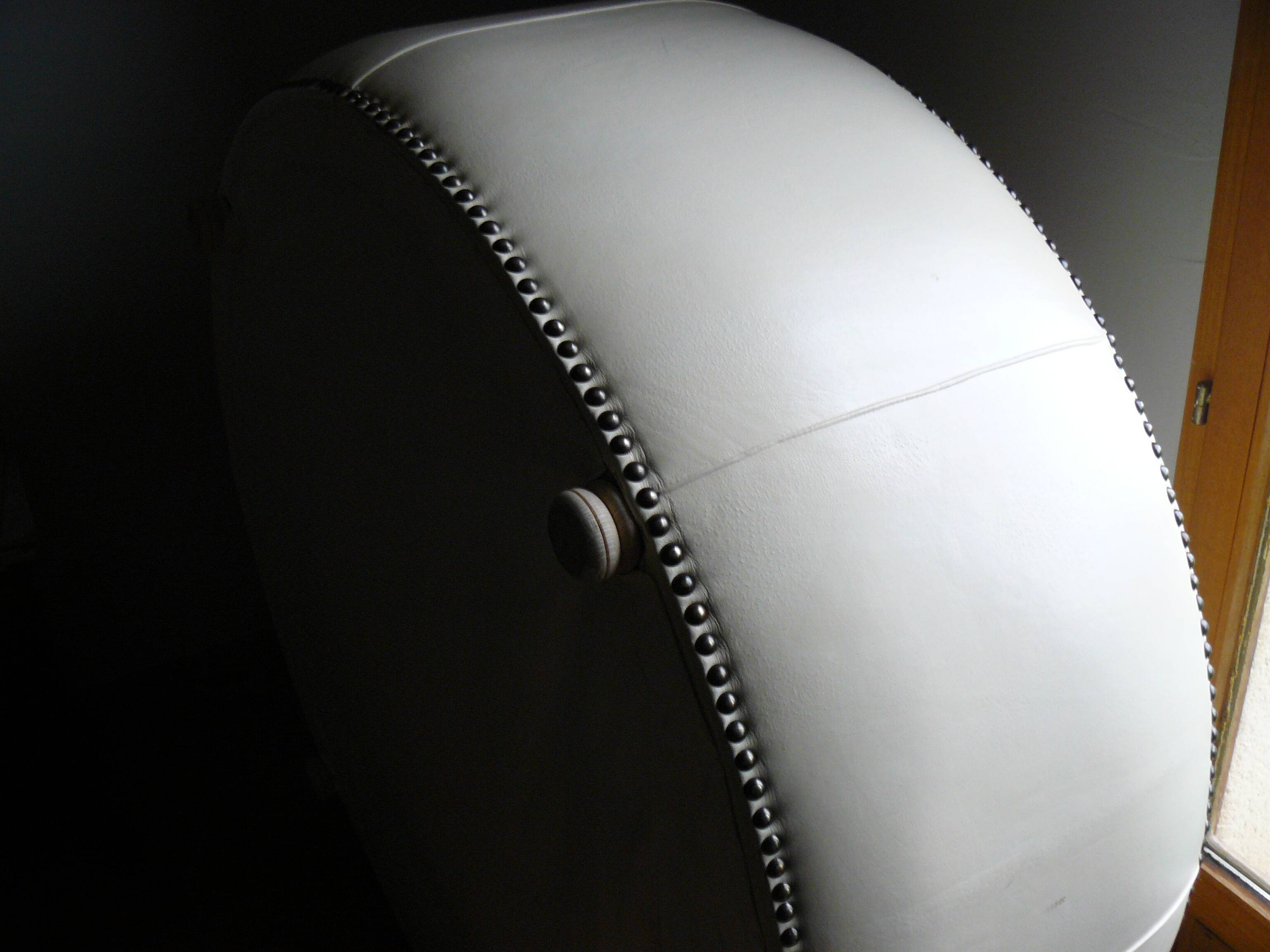 Rare circular canapé banquette