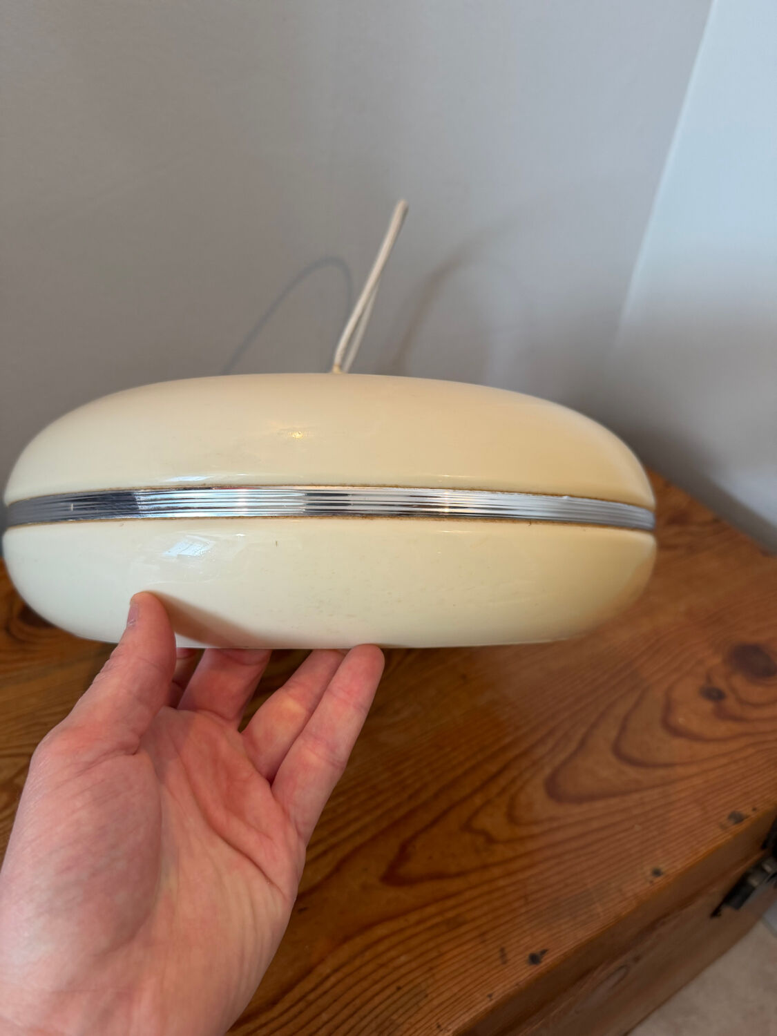 Italian suspension design, Space Age vintage from the 1970s, UFO.