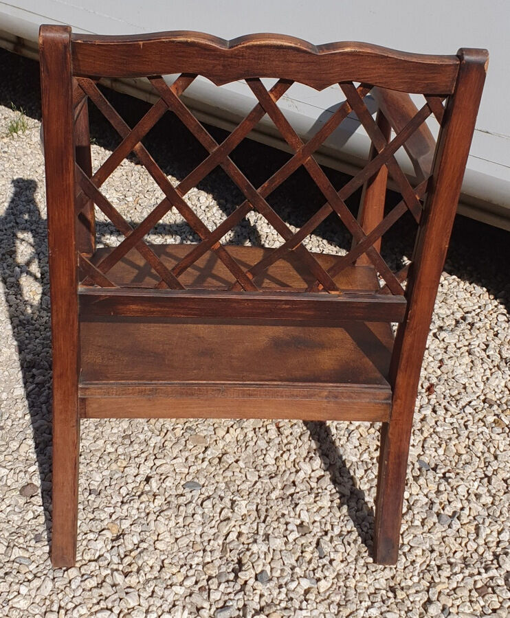 Armchair back with braces