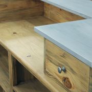 Bar industriel en bois massif