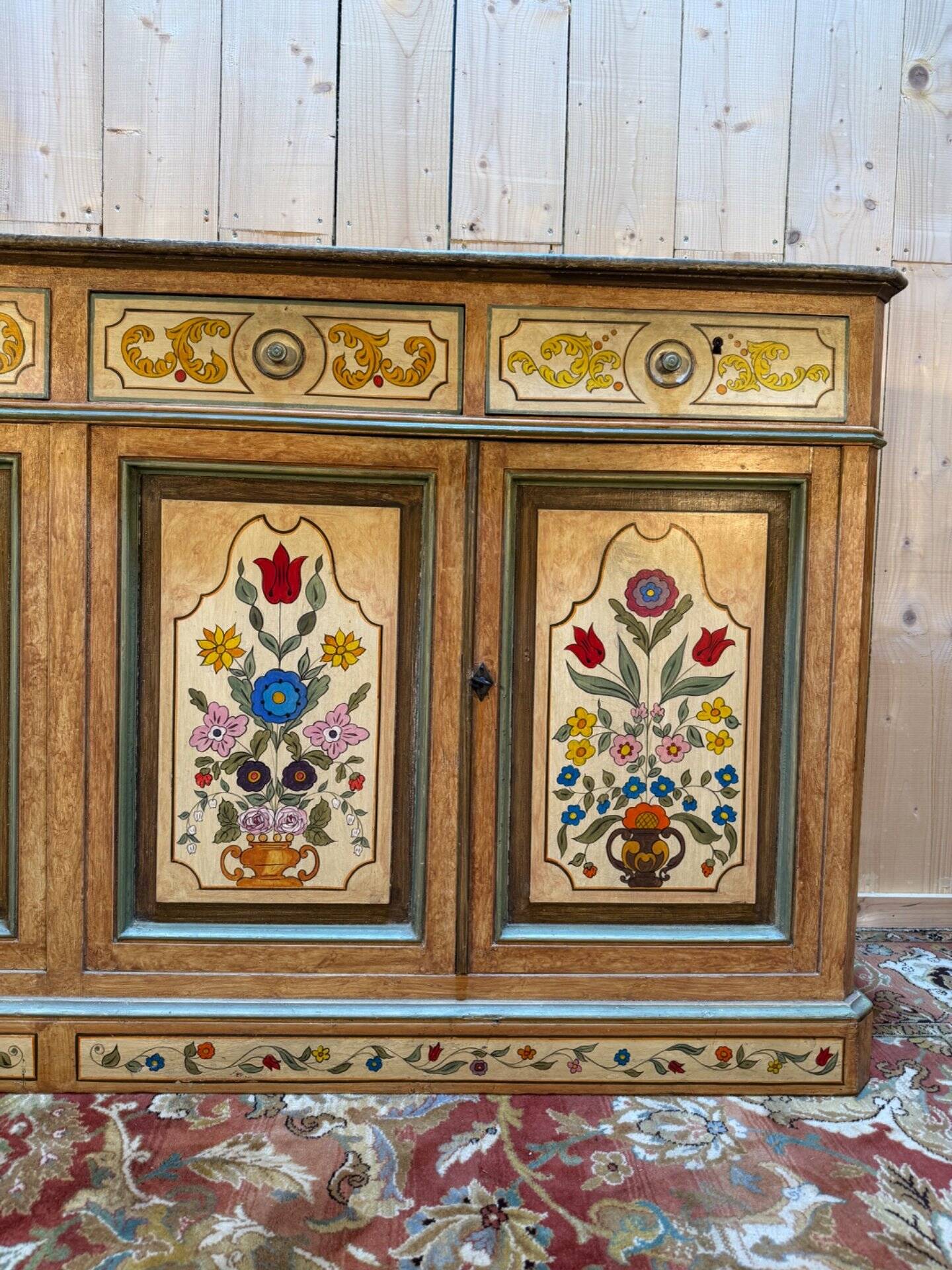 Louis Philippe style sideboard in painted wood and faux marble