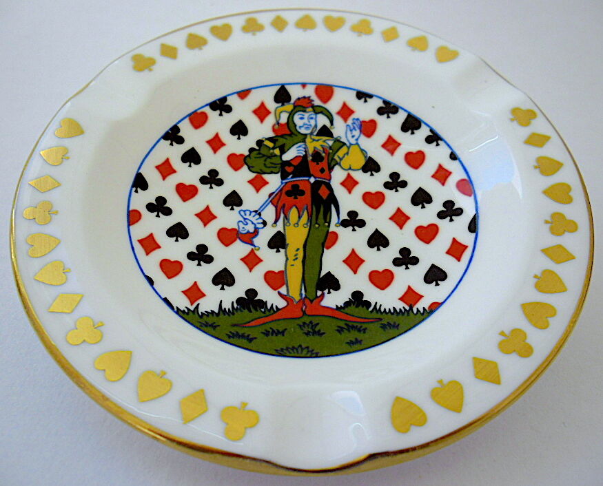Porcelain ashtray "bone china" centered "Joker"