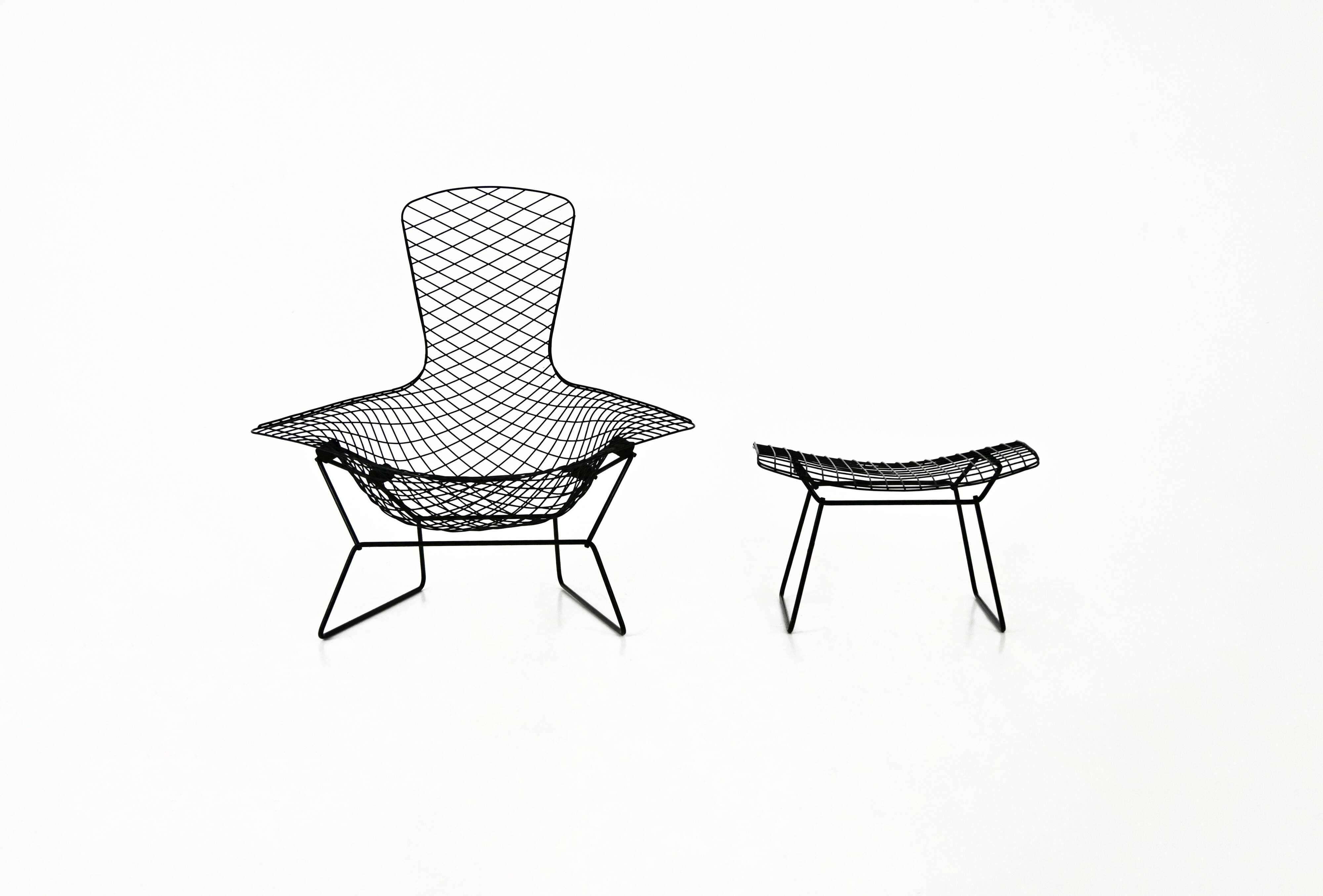 "Bird" armchair and ottoman by Harry Bertoia for Knoll, 1960s