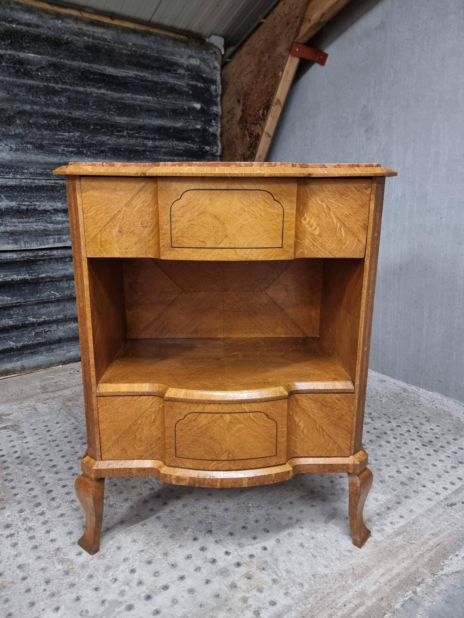 Antique Art Deco chest of drawers 86 x 110 cm