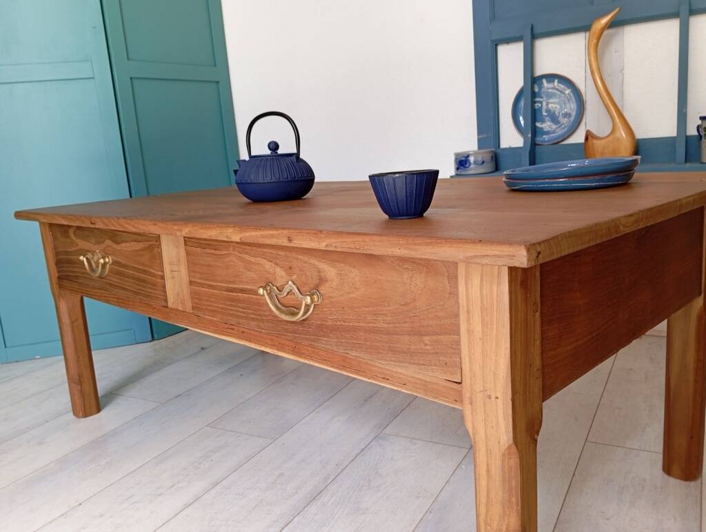 Late 19th century solid oak coffee table