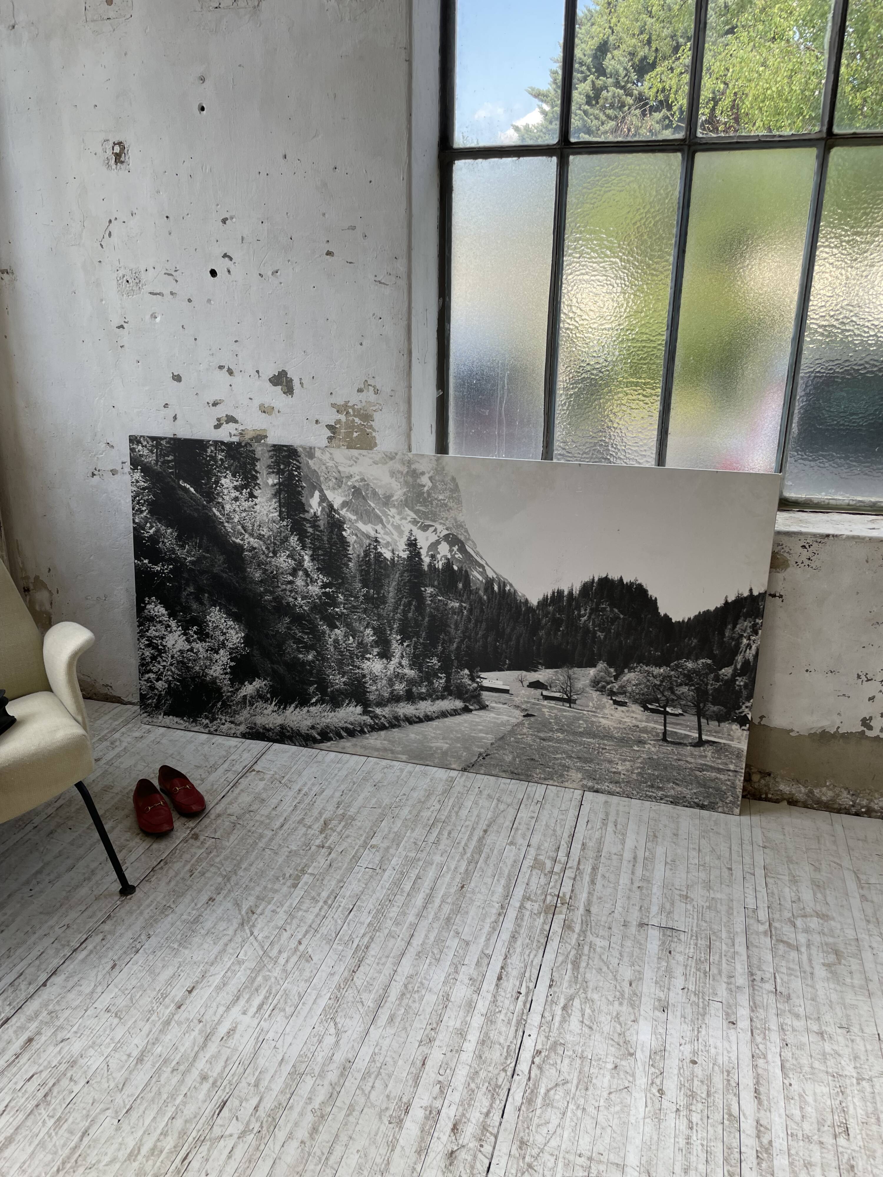 Old XXL black and white mountain photography