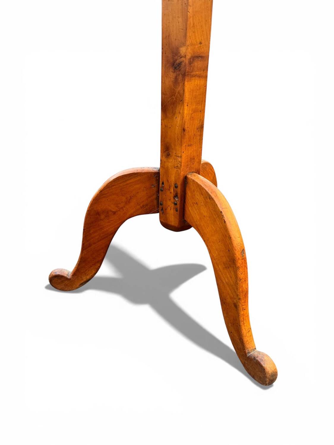 19th-century gueridon. Small walnut side table.