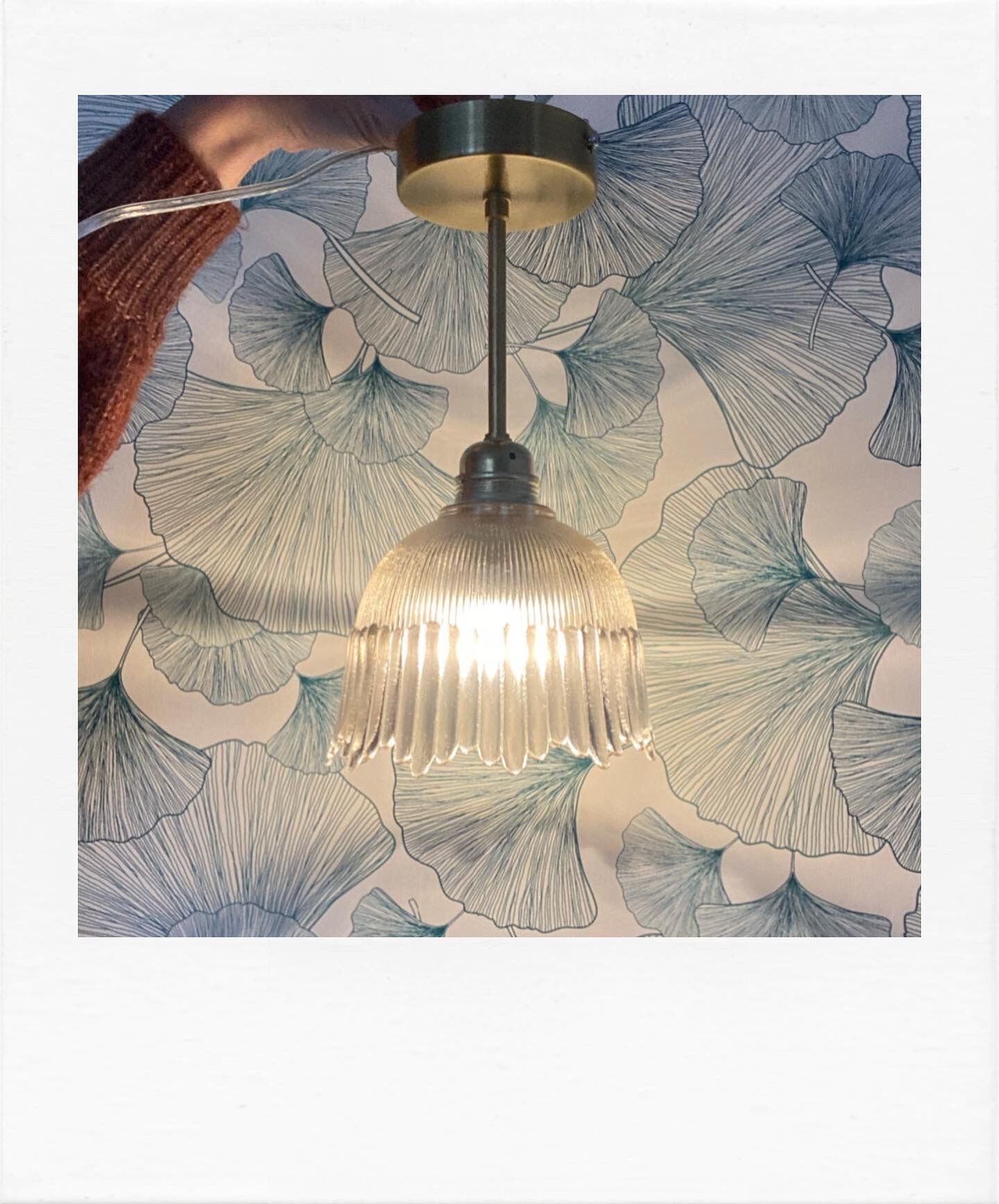 Brass and glass hanging lamp