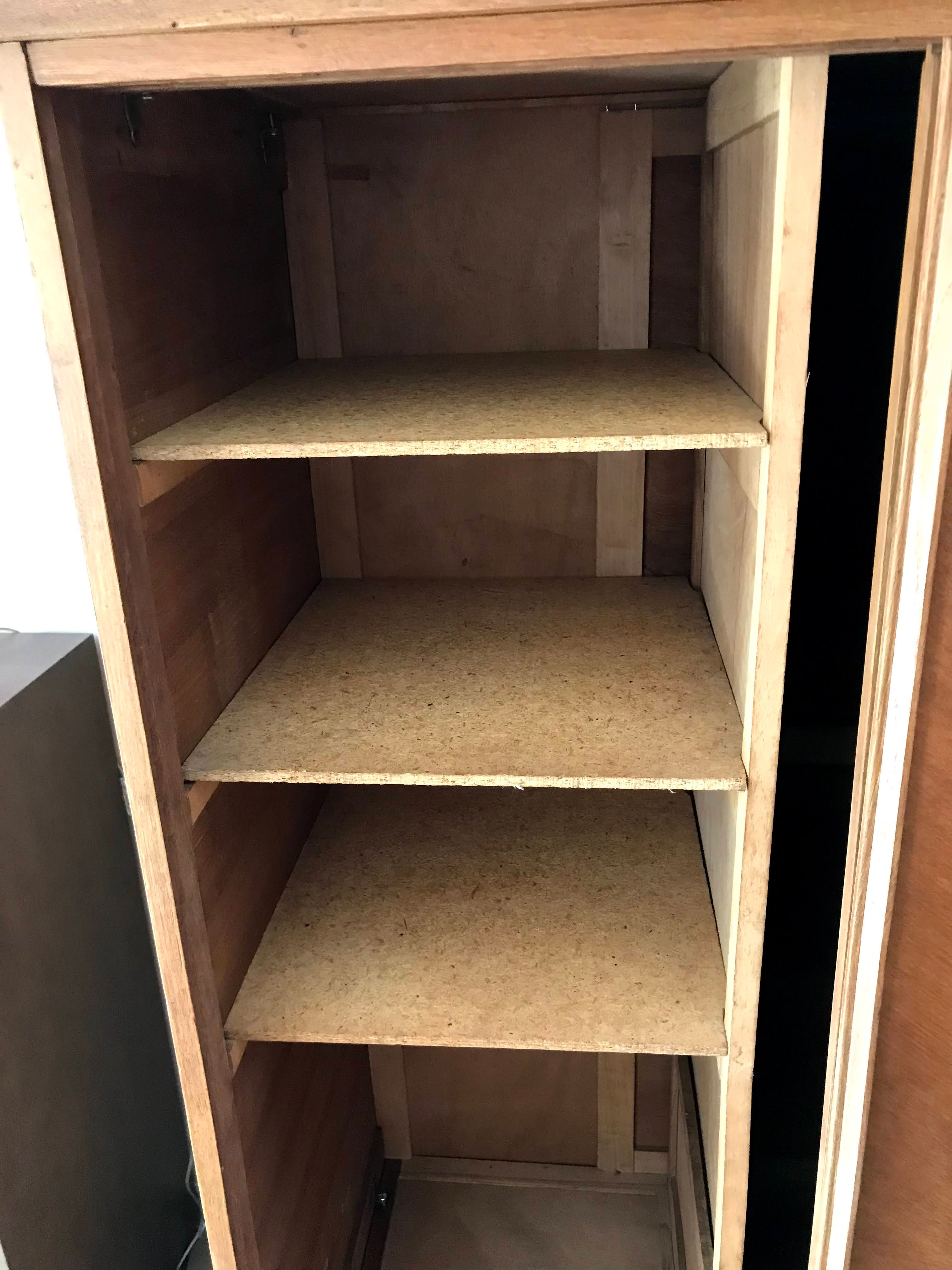 Wardrobe sewing door