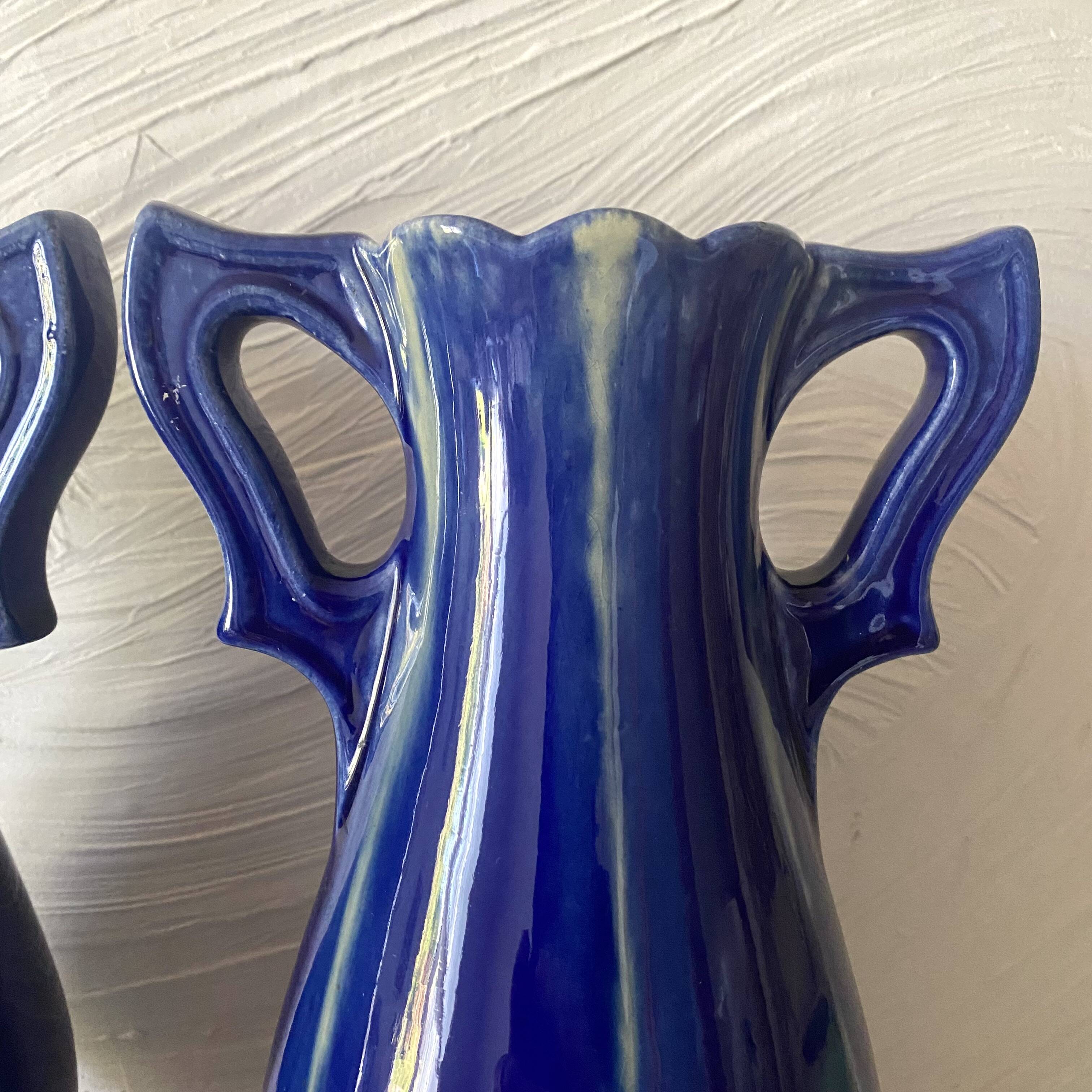 Pair of Art Deco vases in faience from Vierzon, Louis Gueule, cobalt blue.