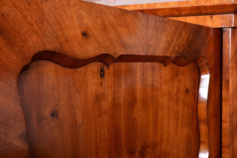Biedermeier Cabinet in Walnut, Austria, 1830s