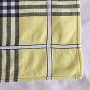 3 red/yellow bistro napkins 47 x 47