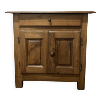 Small Community Furniture in Walnut from the end of the 18th century