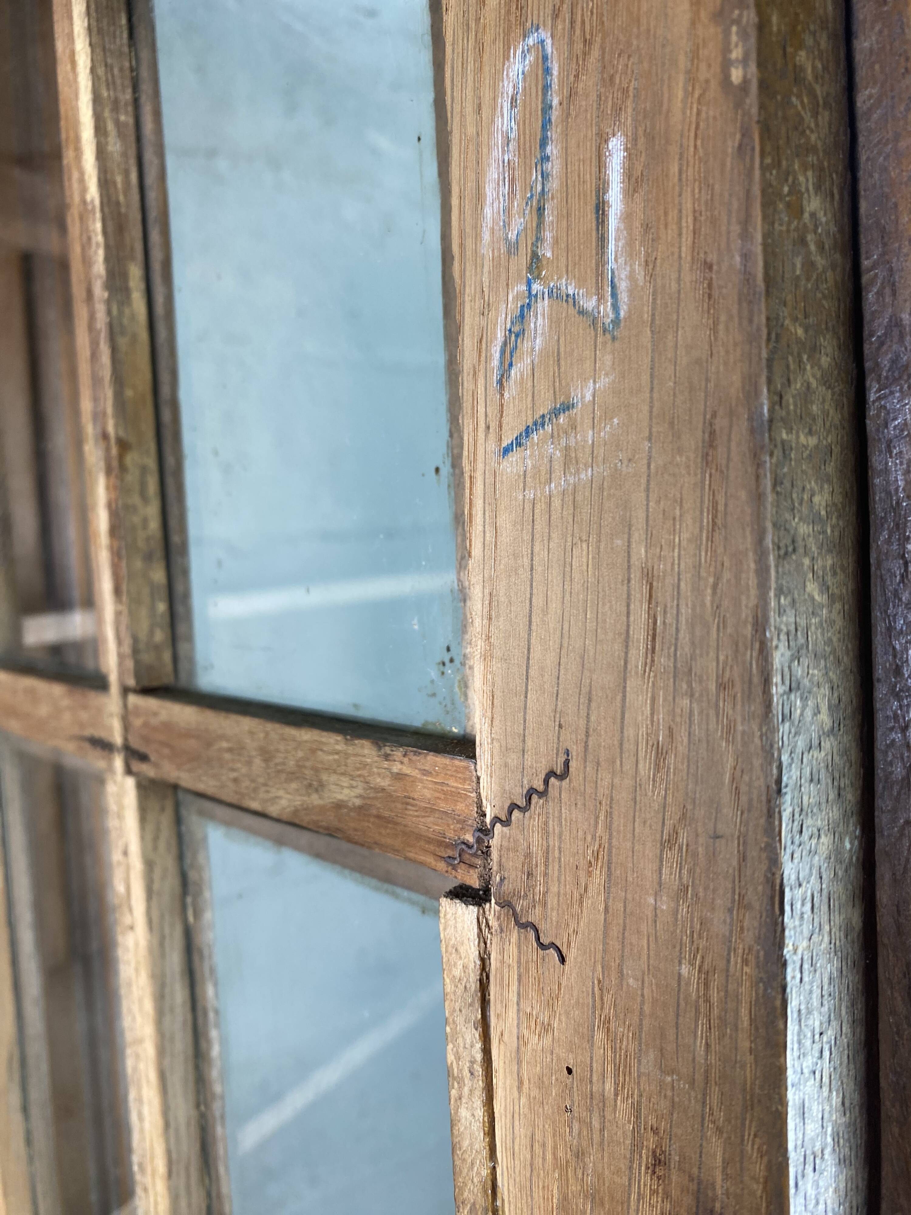 Art-Deco glass cabinet