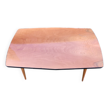 Vintage coffee table in light beech, rectangular top 120 x 50 cm, tapered legs.
