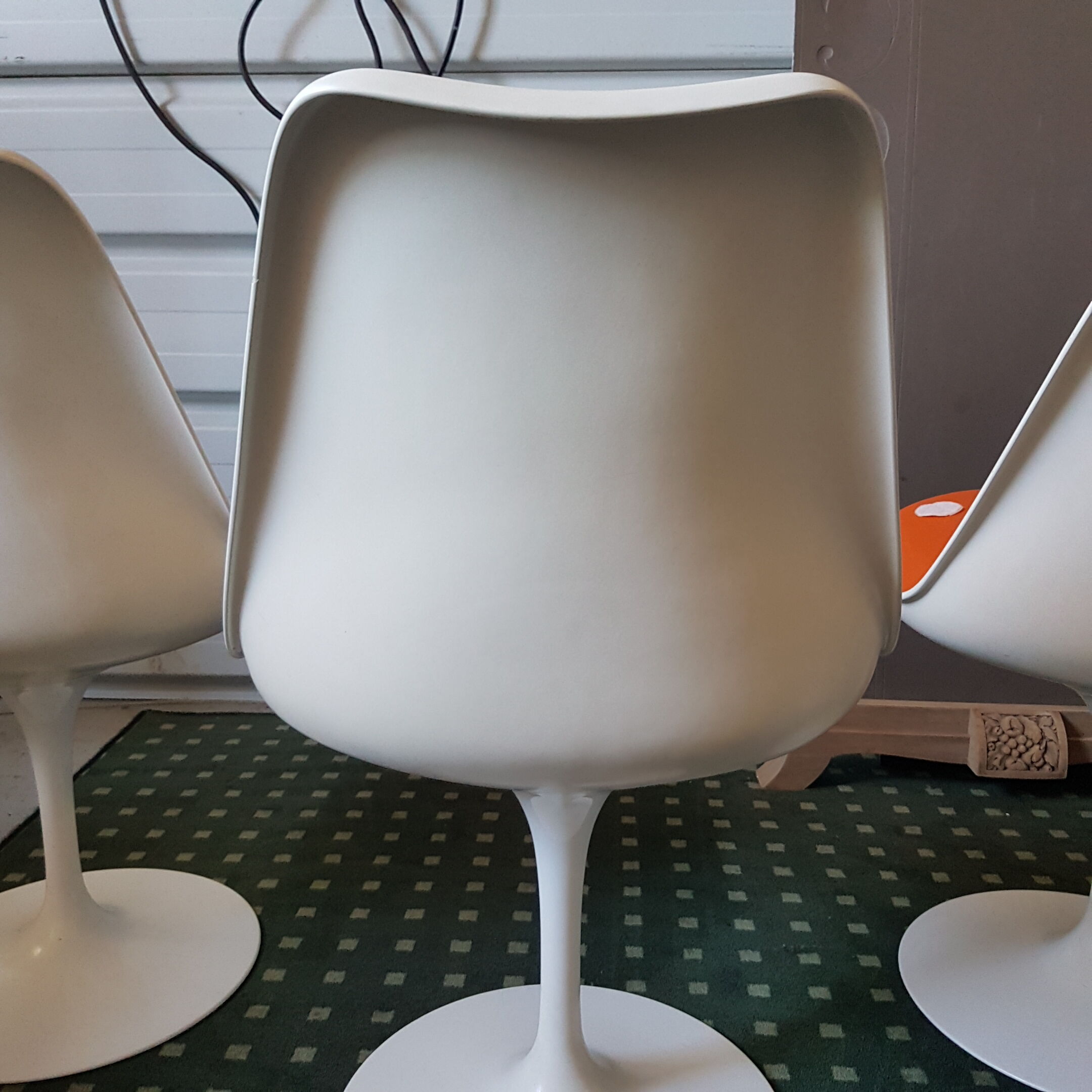 Ensemble de 4 chaises pivotantes d'Eero Saarinen