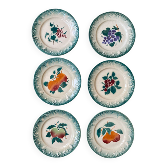 Assiettes à dessert en barbotine, faïencerie de Castries